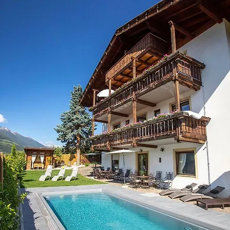Affittacamere Alpenresidenz Maria Silandro